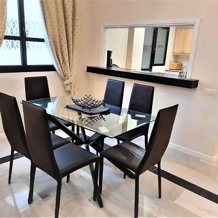 아파트 Beachside Puerto Banus Stunning 312